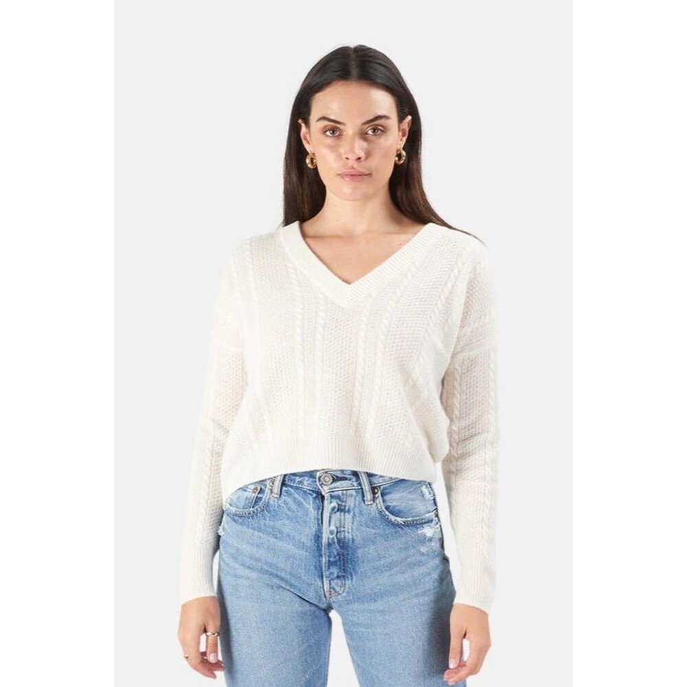 Naadam Super Luxe Cashmere Sweater L Cream V Neck NWT $358 Luxury Knit